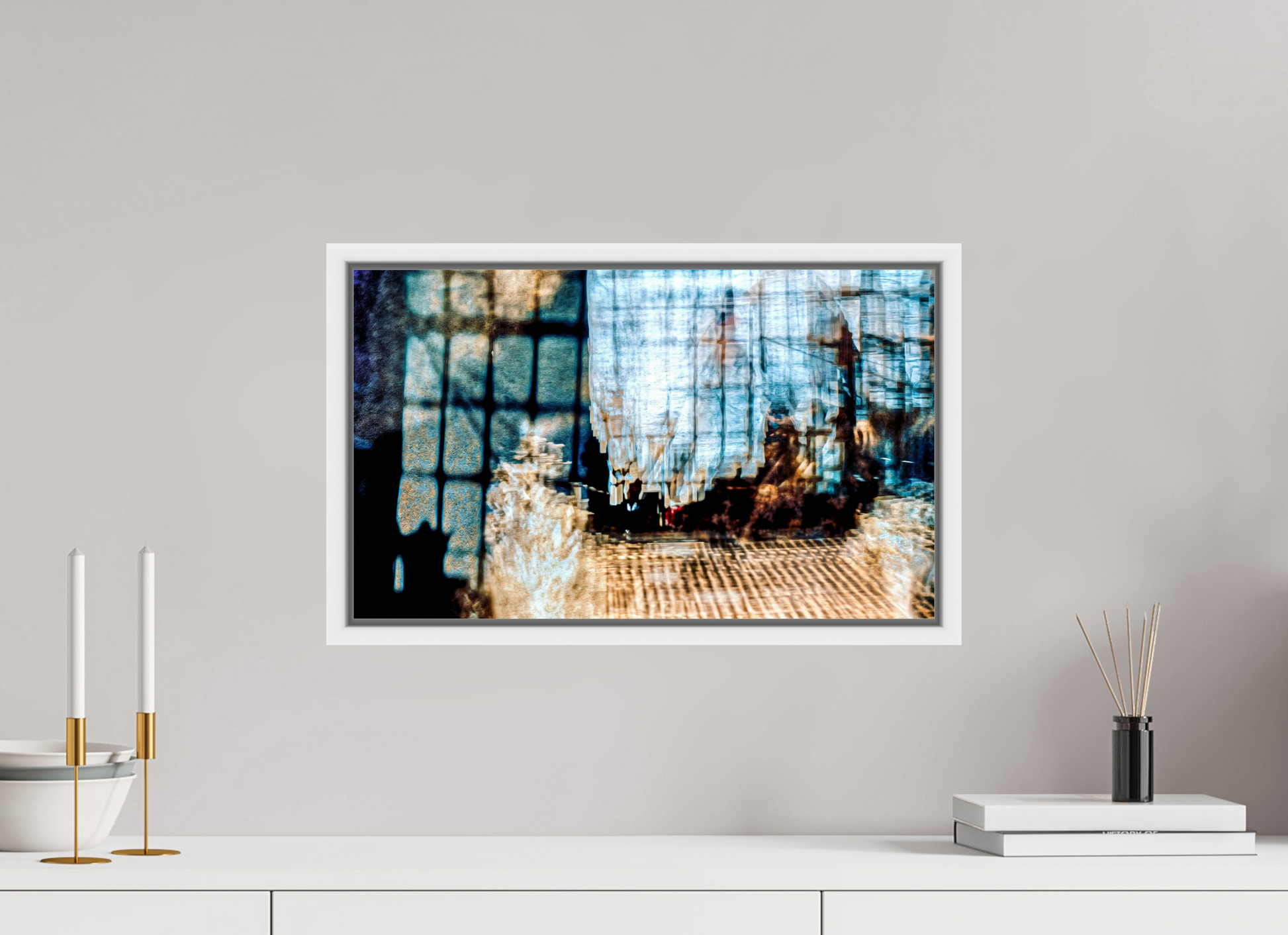 50 x 30 cm, 9 White American Box Reflection of a World in Suspension