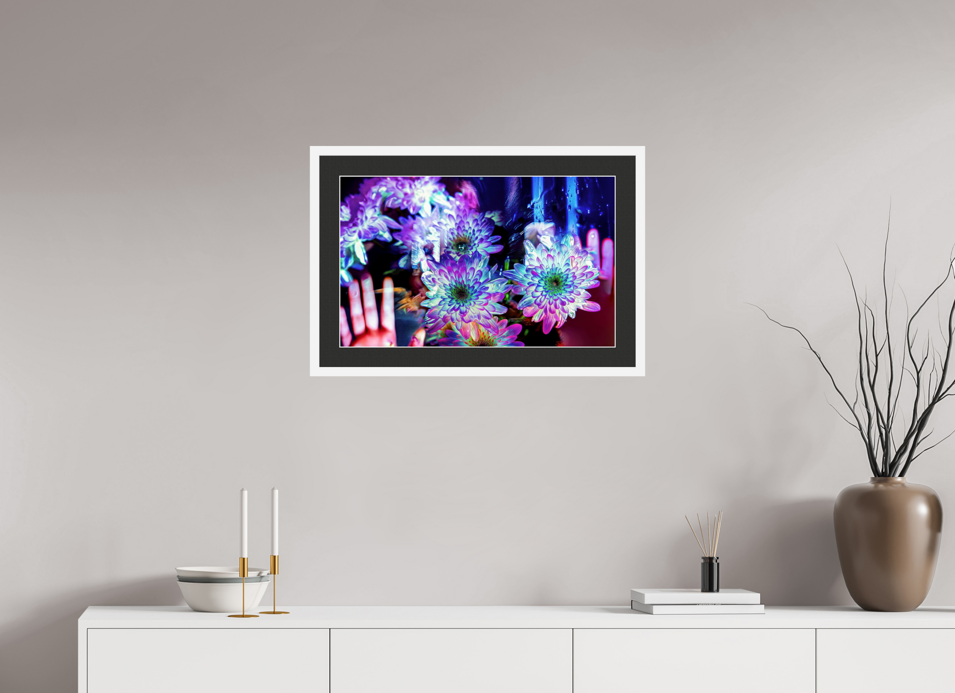 64 x 40 cm, 7 Cadre Blanc : Passe-Partout Noir lisière Blanche Pétales contre ma peau, lumière contre la tienne