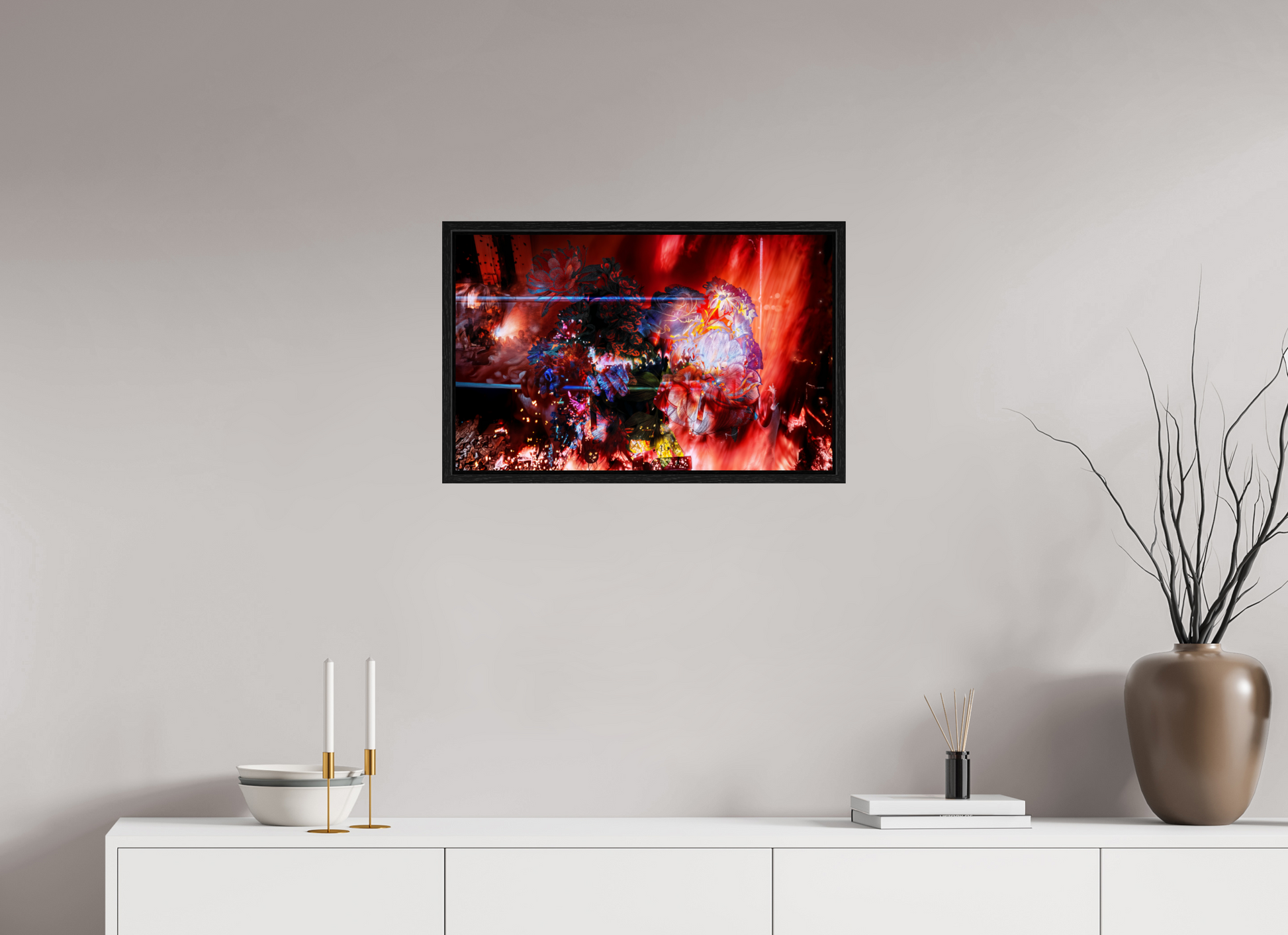 64 x 40 cm, 8 Caisse américaine Noire L’étreinte des pétales ardents