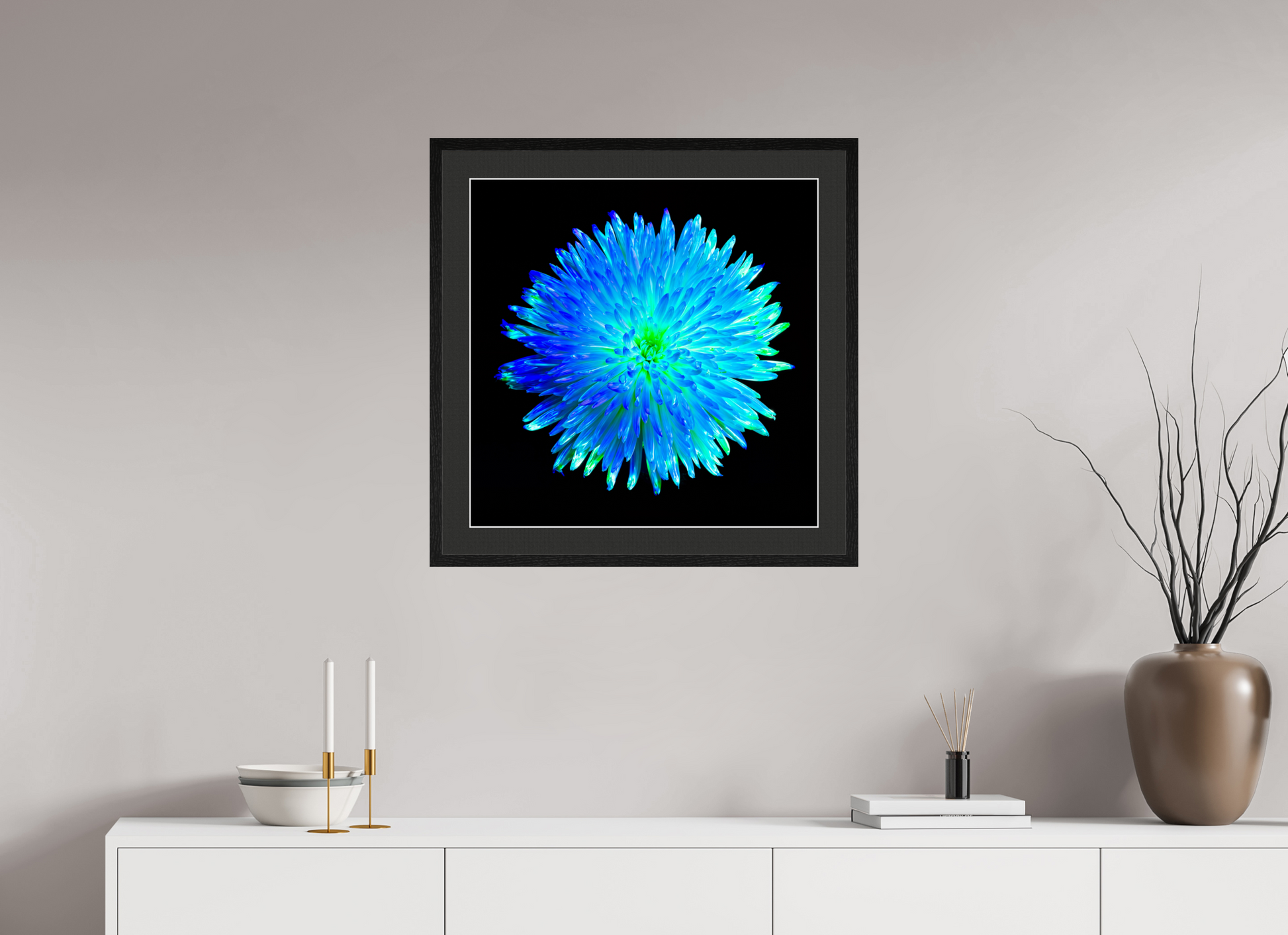 60 x 60 cm, 5 Black Frame: Black Mat with White Border L’Astre Bleu