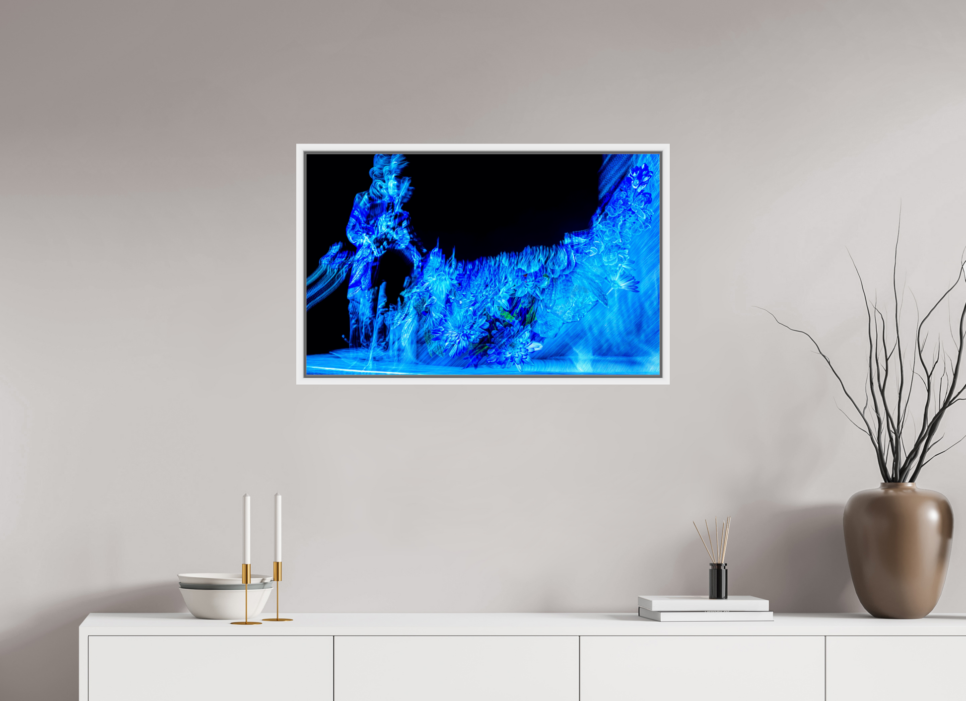 80 x 50 cm, 9 Caisse américaine Blanche Fleurs nées d’une note suspendue