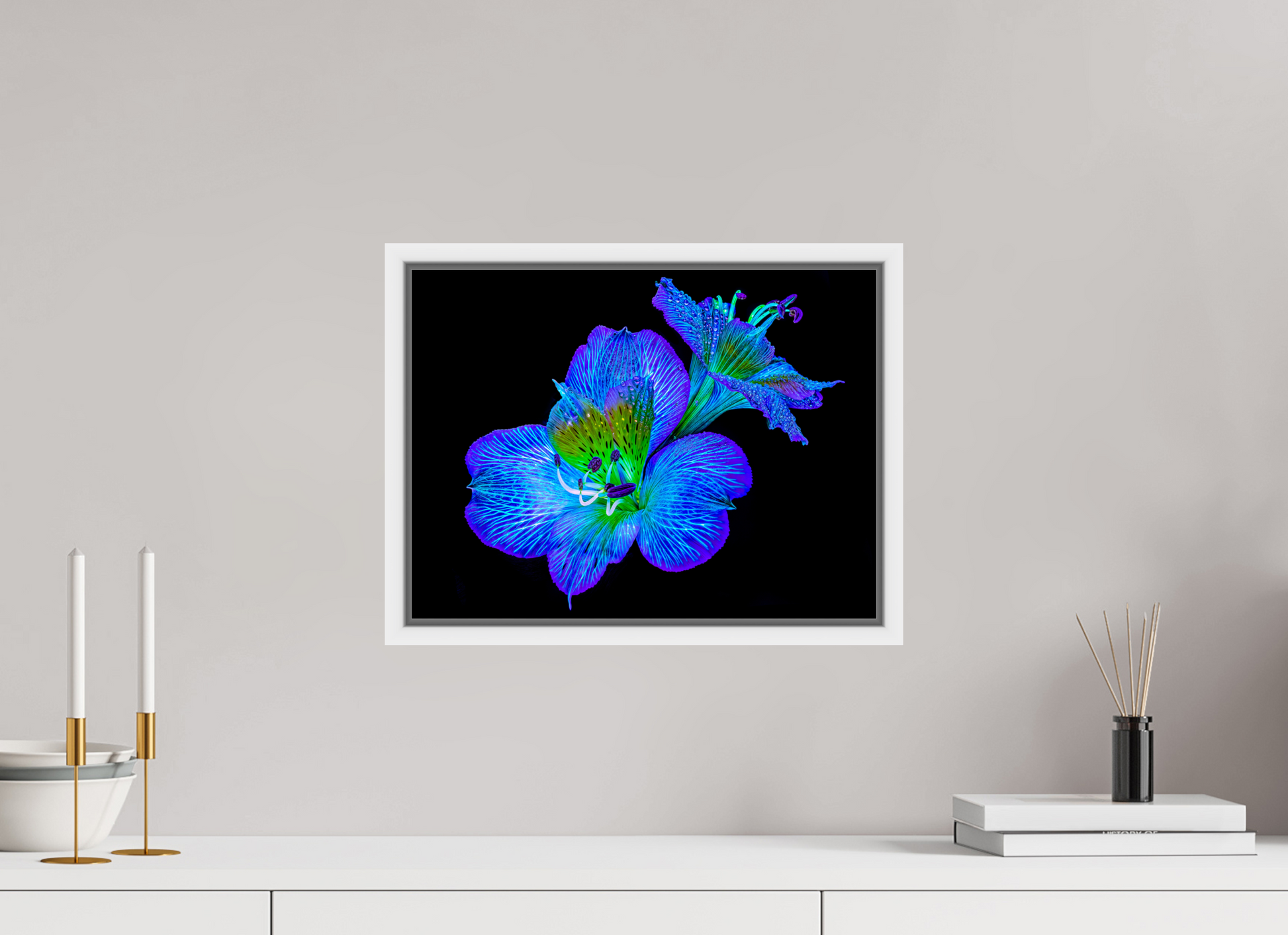 40 x 30 cm, 9 White American Box Hidden Glow Alstroemeria