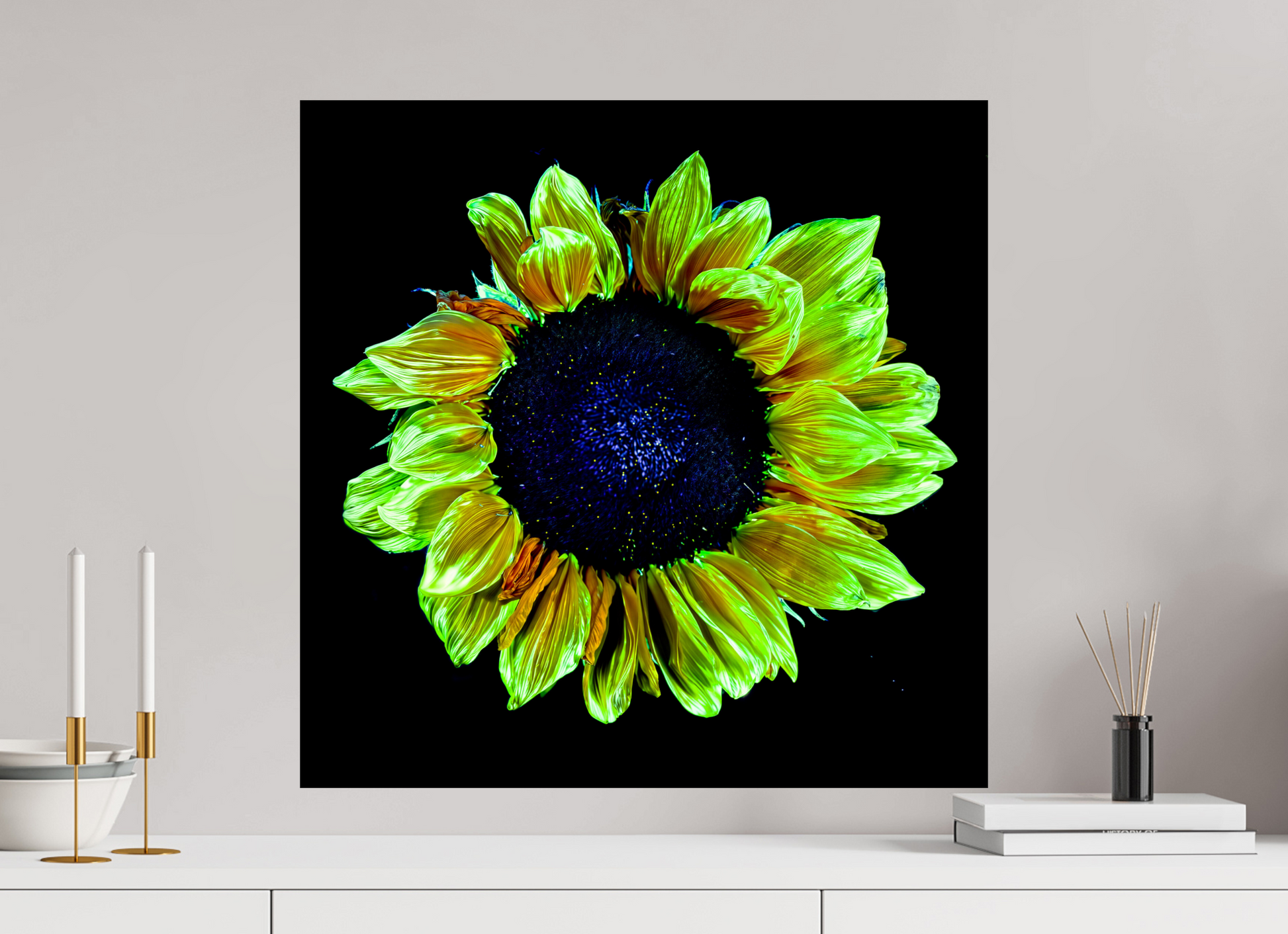 60 x 60 cm, 2 Photo print mounted on Dibond Crown of light