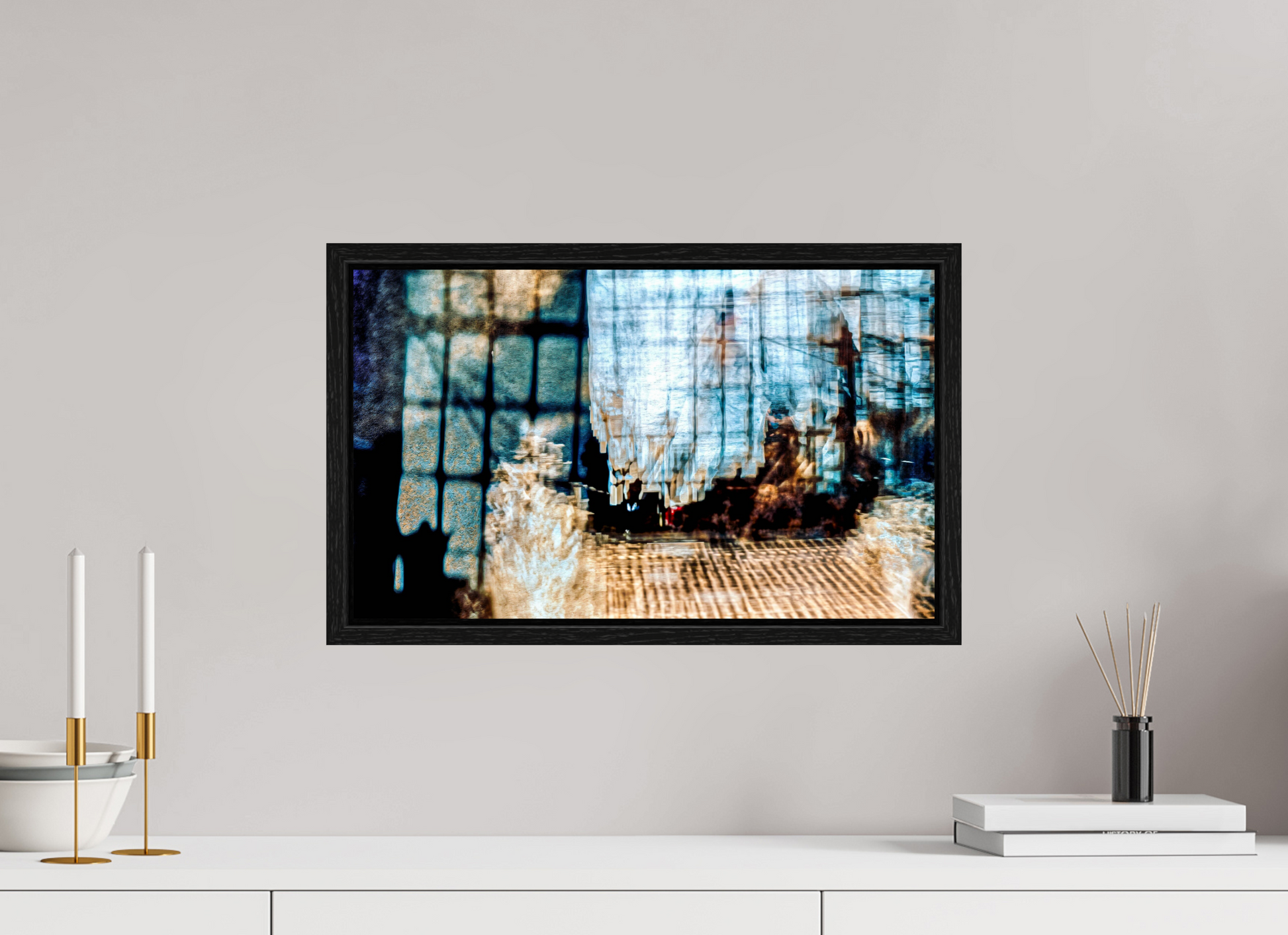 50 x 30 cm, 8 Black American Box Reflection of a World in Suspension