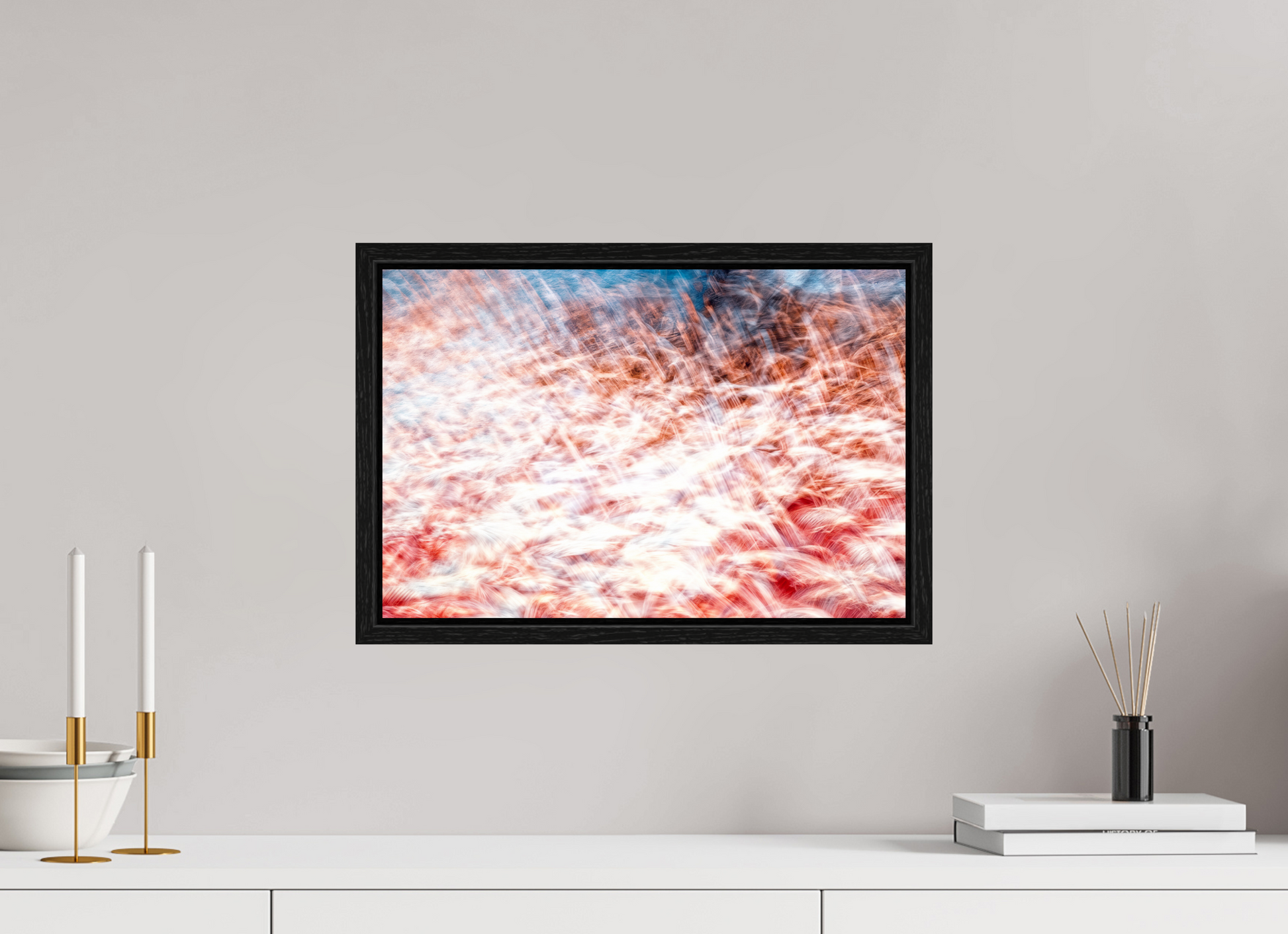 45 x 30 cm, 8 Black American Box The Sea of Red Feathers