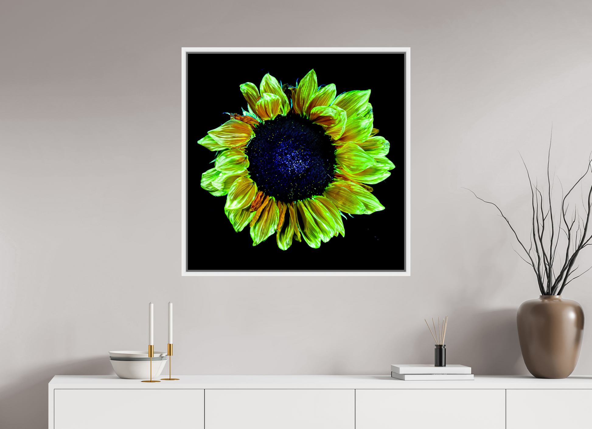 80 x 80 cm, 9 White American Box Crown of Light