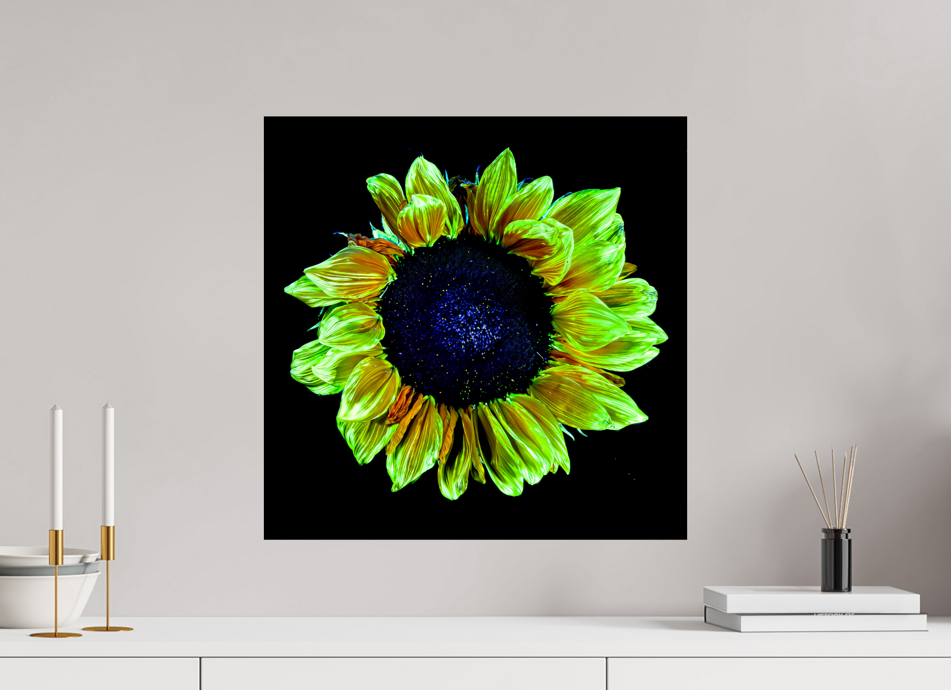 50 x 50 cm, 2 Photo print mounted on Dibond Crown of light