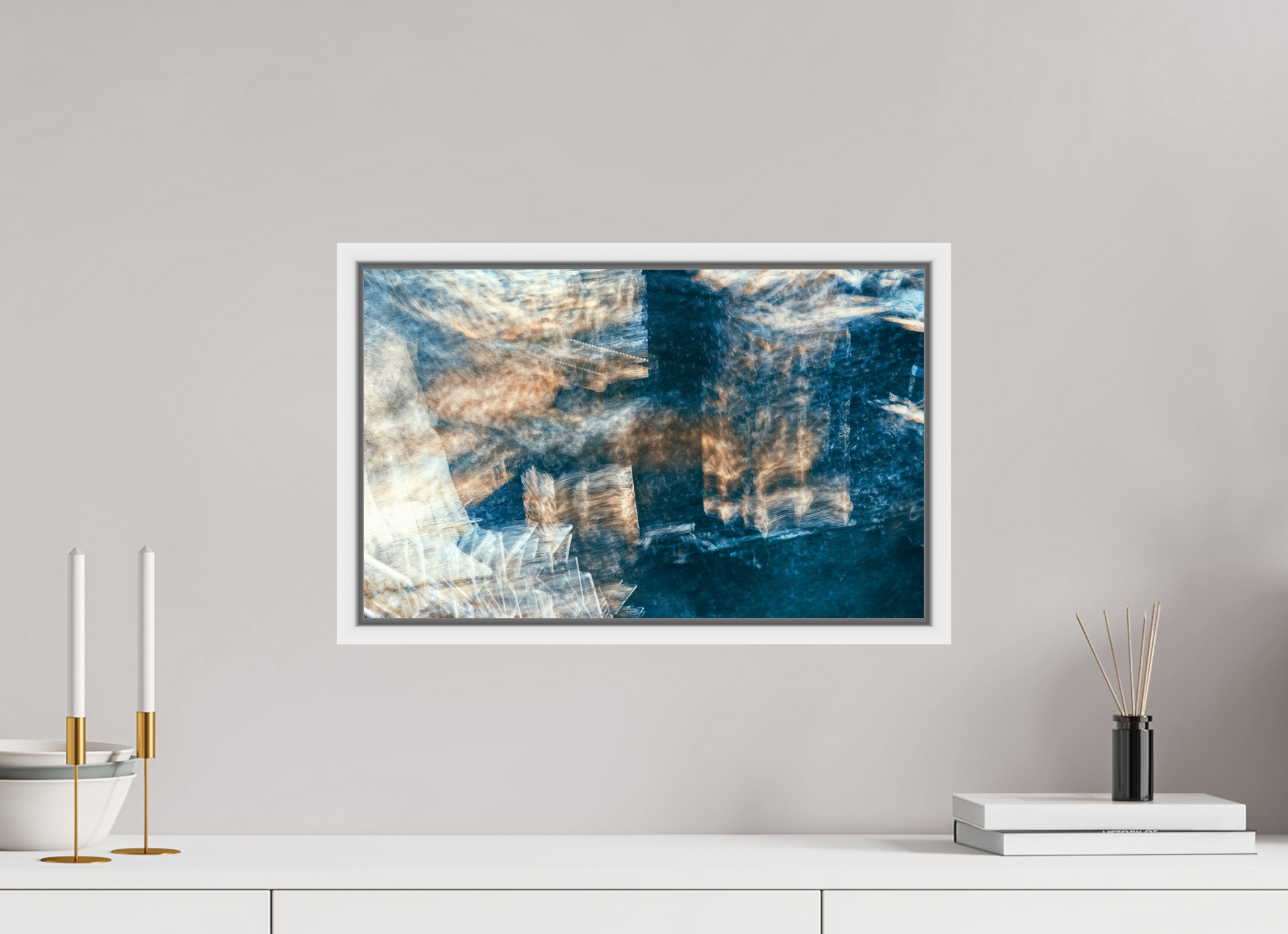 48.2 x 30 cm, 9 White American box Mapping of a faded dream