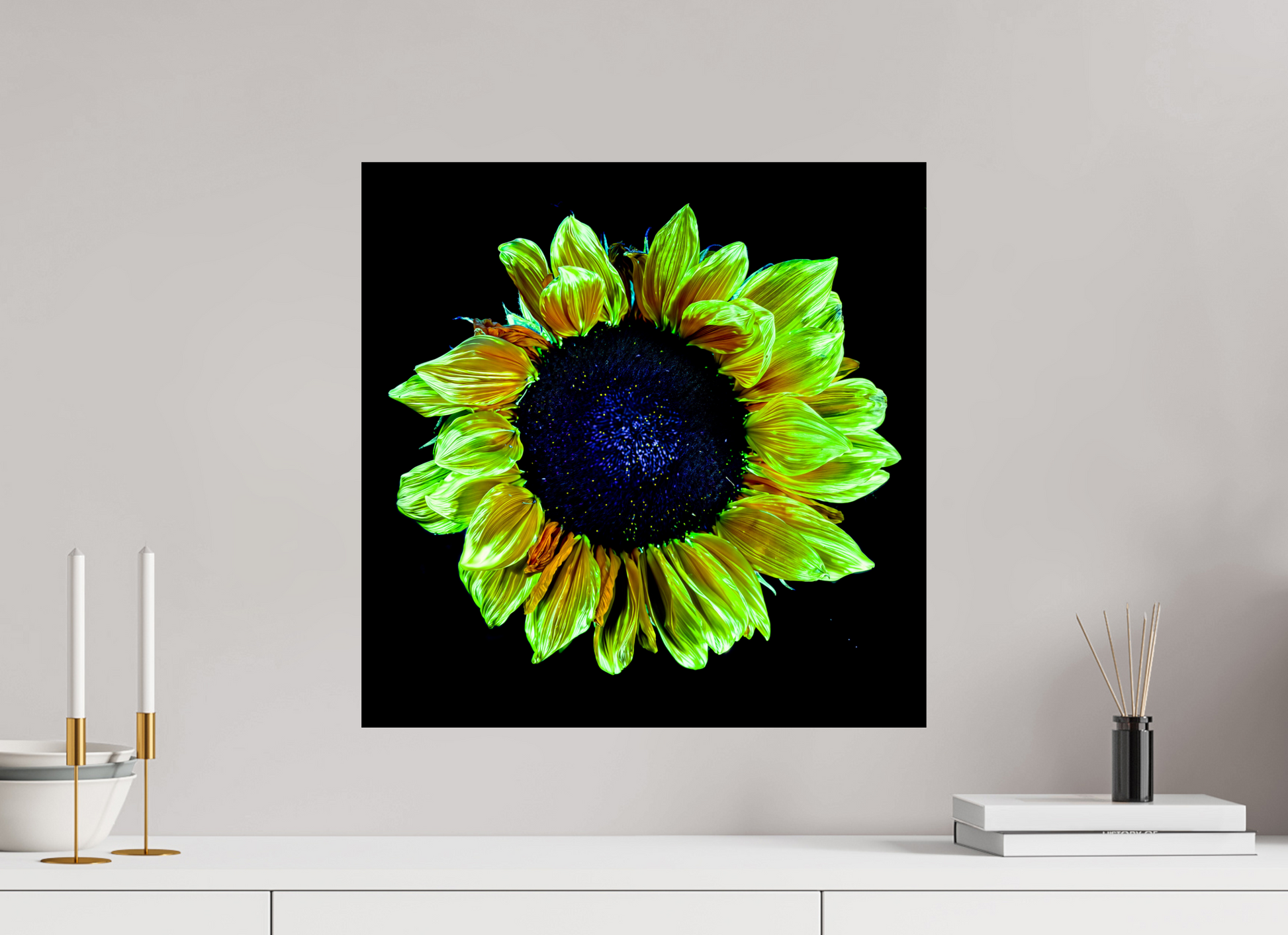 50 x 50 cm, 1 Single print on Fuji Crystal Pearl photo paper Crown of light