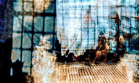 Main image Reflet d’un Monde en Suspension