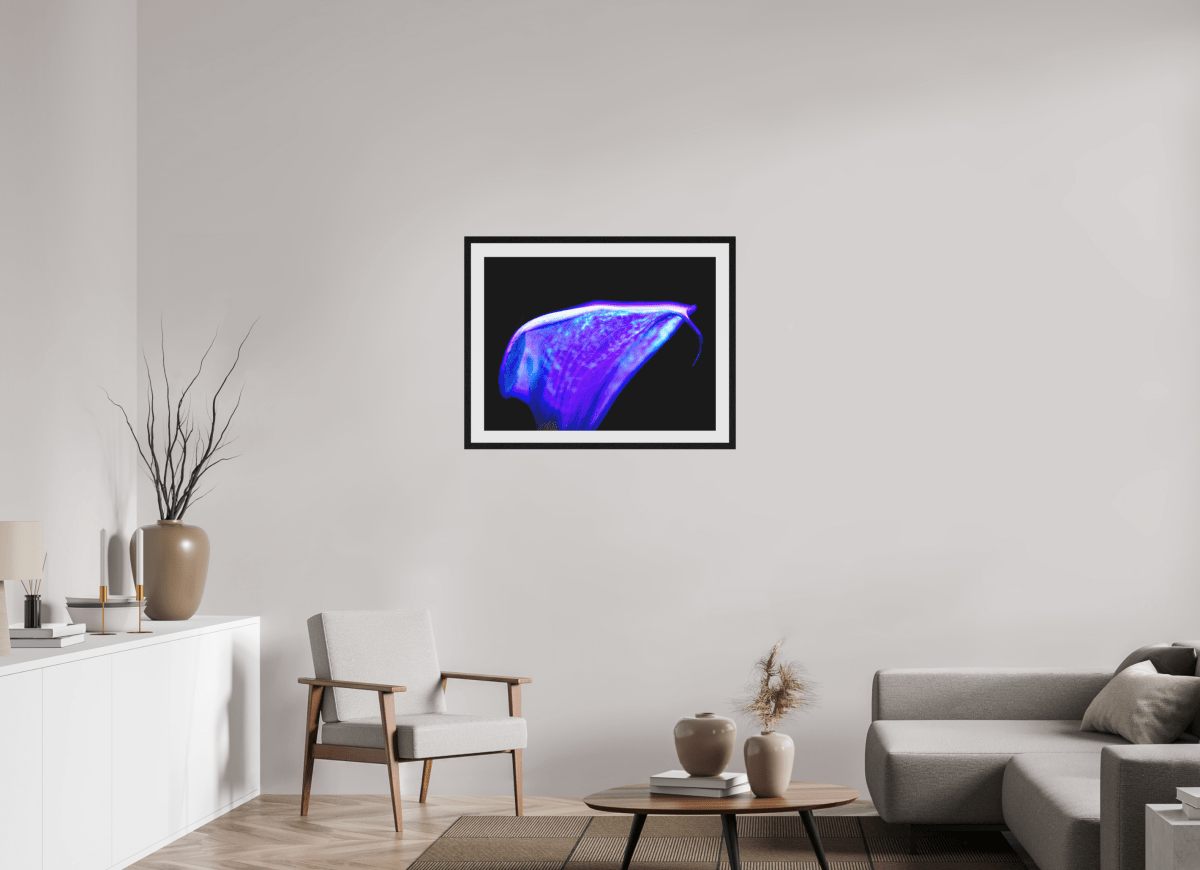 A purple wave on the edge of silence - Idealart