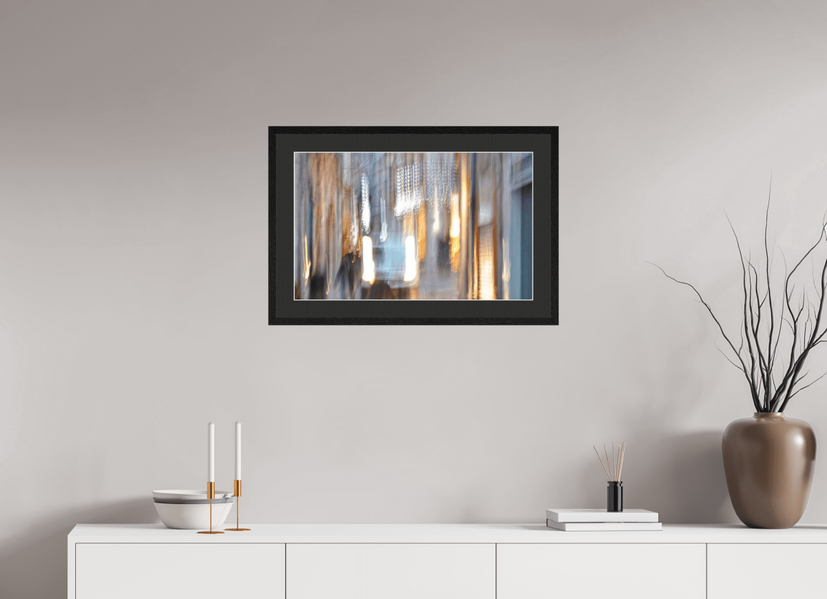 Weightless Alleyway - Idealart