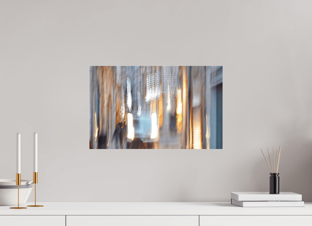 Weightless Alleyway - Idealart