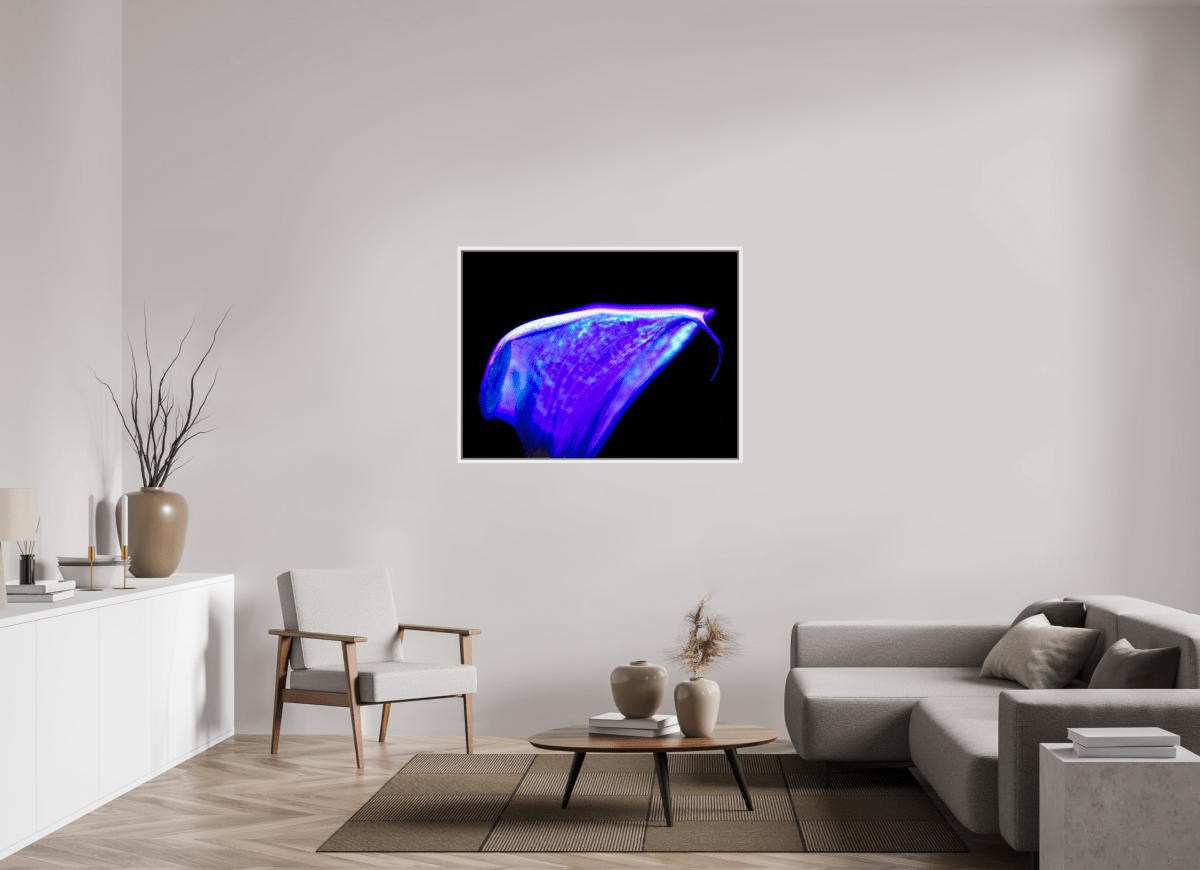 A purple wave on the edge of silence - Idealart