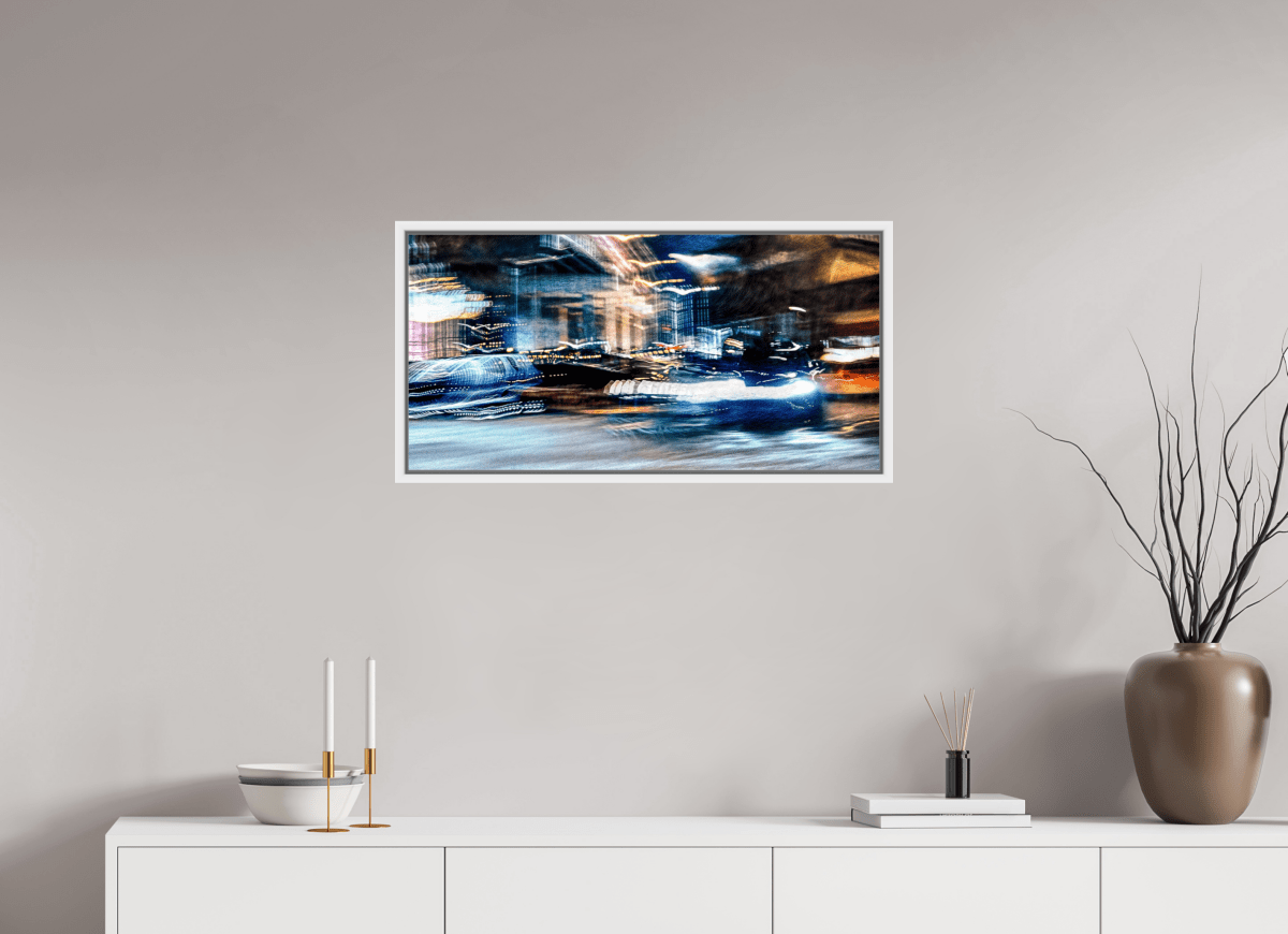 Chronicle of streets where time stretches out - Idealart