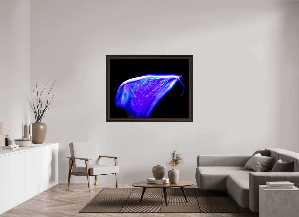 A purple wave on the edge of silence - Idealart