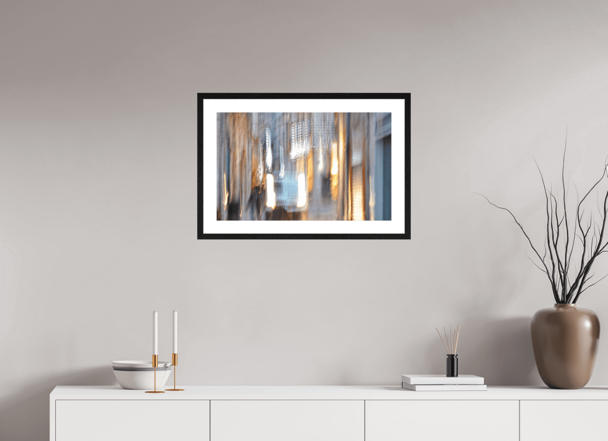 Weightless Alleyway - Idealart