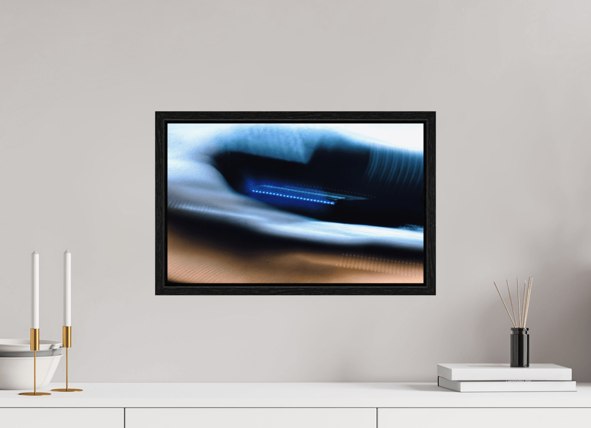 Running beneath the skin of the world - Idealart