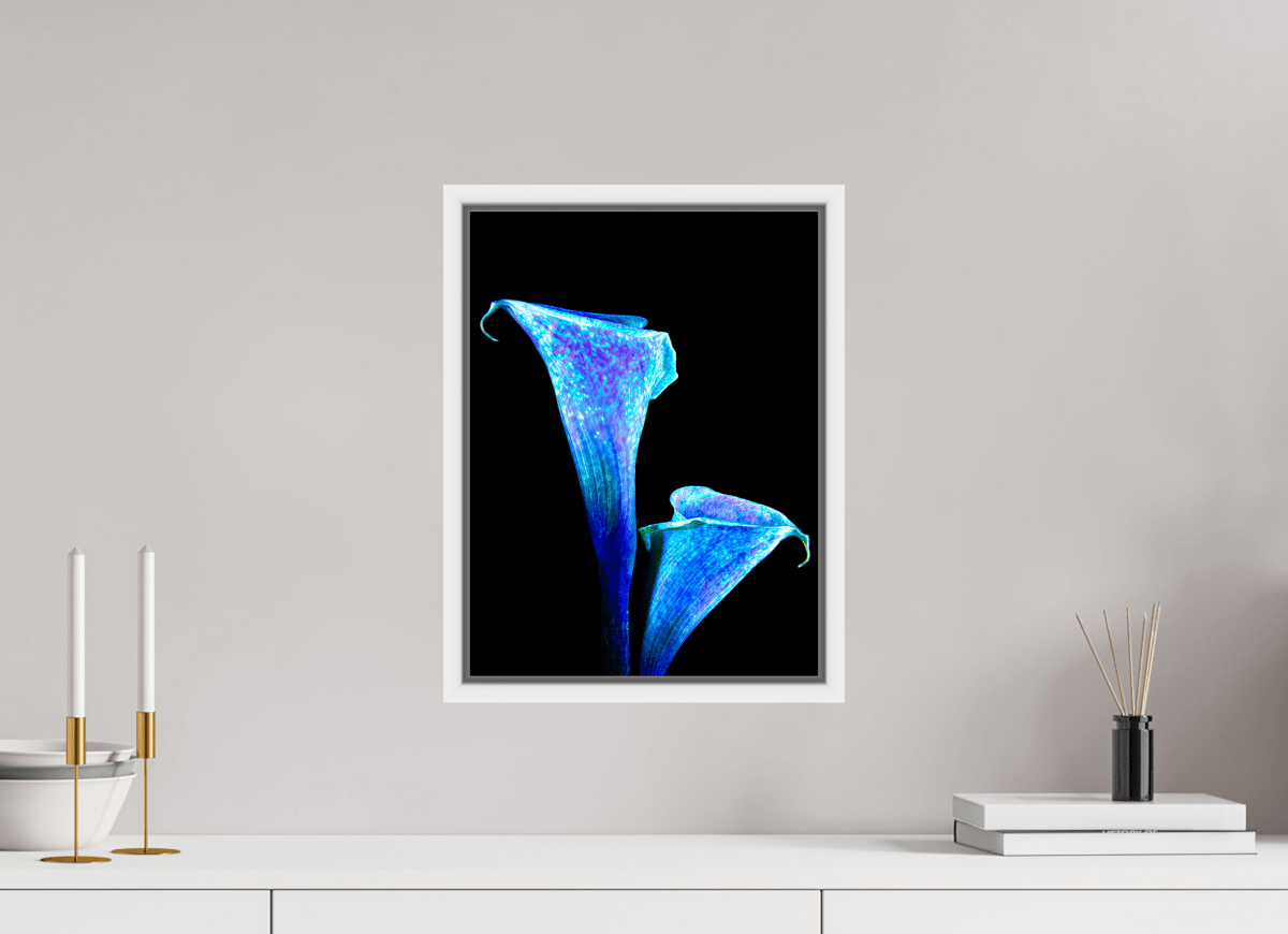 The Embrace of Star Lilies - Idealart