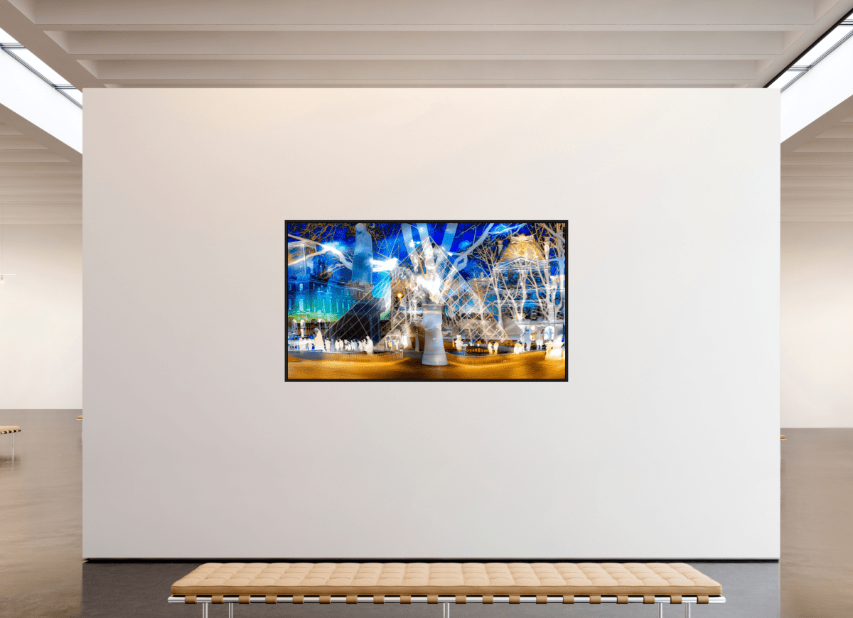 Sous la pyramide cette nuit - là, l’architecture a décidé de raconter l’histoire - Idealart