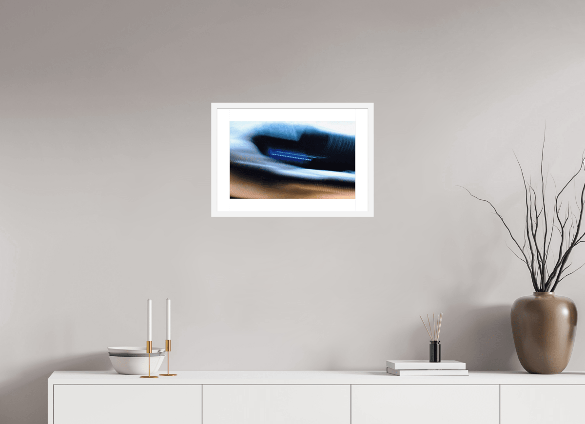 Running beneath the skin of the world - Idealart